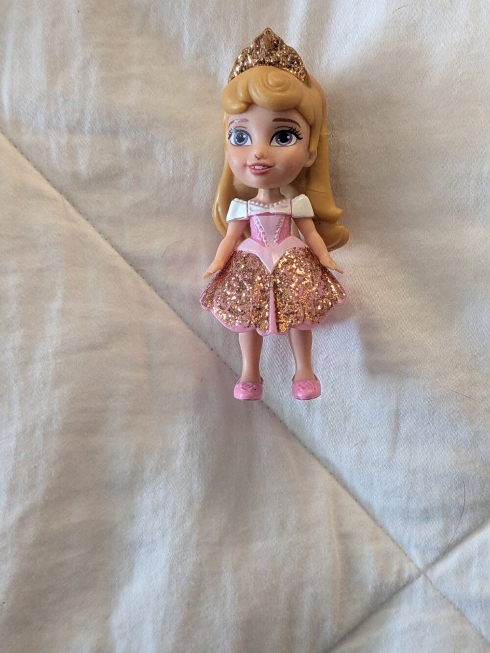 7 Collectible Disney Mini Toddler Dolls Princess - Posable Figures - Picture 2 of 7